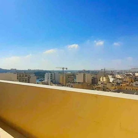 Luxurious Furnished Penthouse Apartment In Sliema Exterior foto